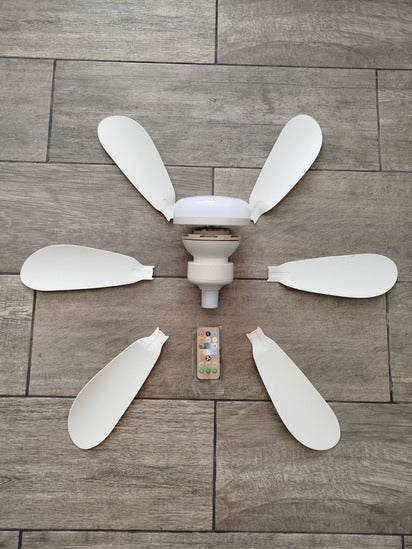 Mini Ventilador y foco led 2 en 1