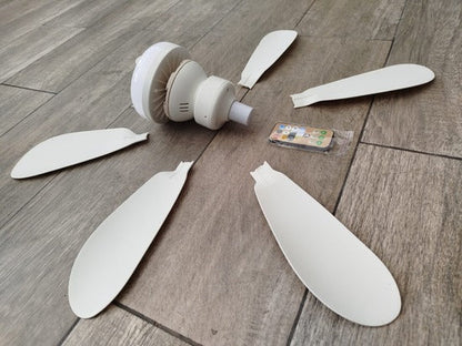 Mini Ventilador y foco led 2 en 1